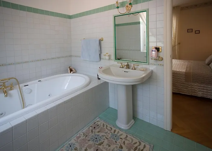 לינה וארוחת בוקר Prestige