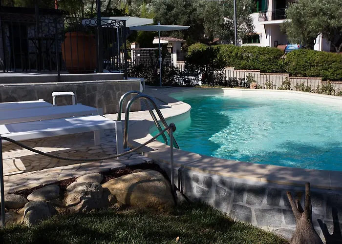 לינה וארוחת בוקר Prestige 3*